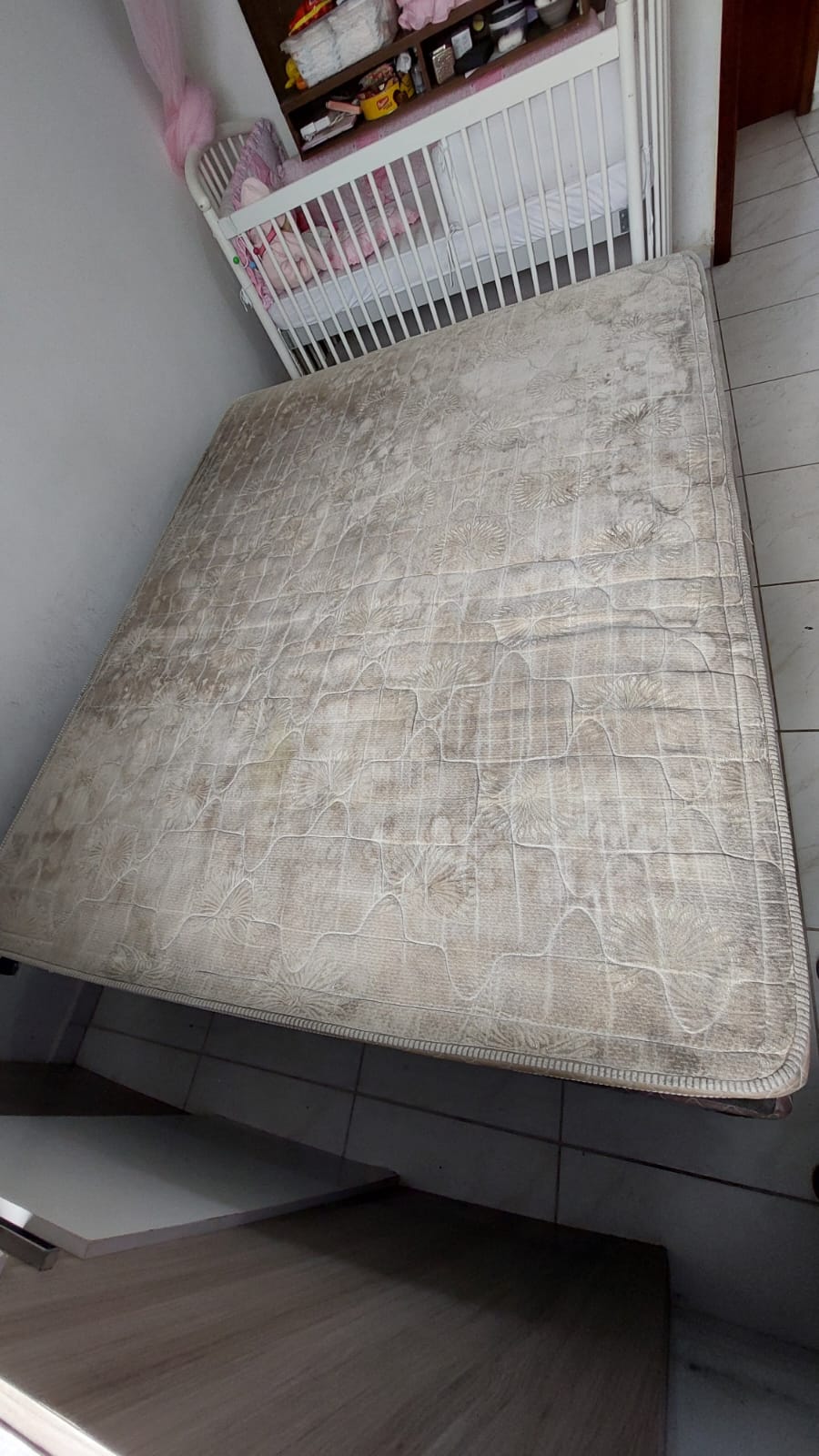 Limpeza de colchão antes